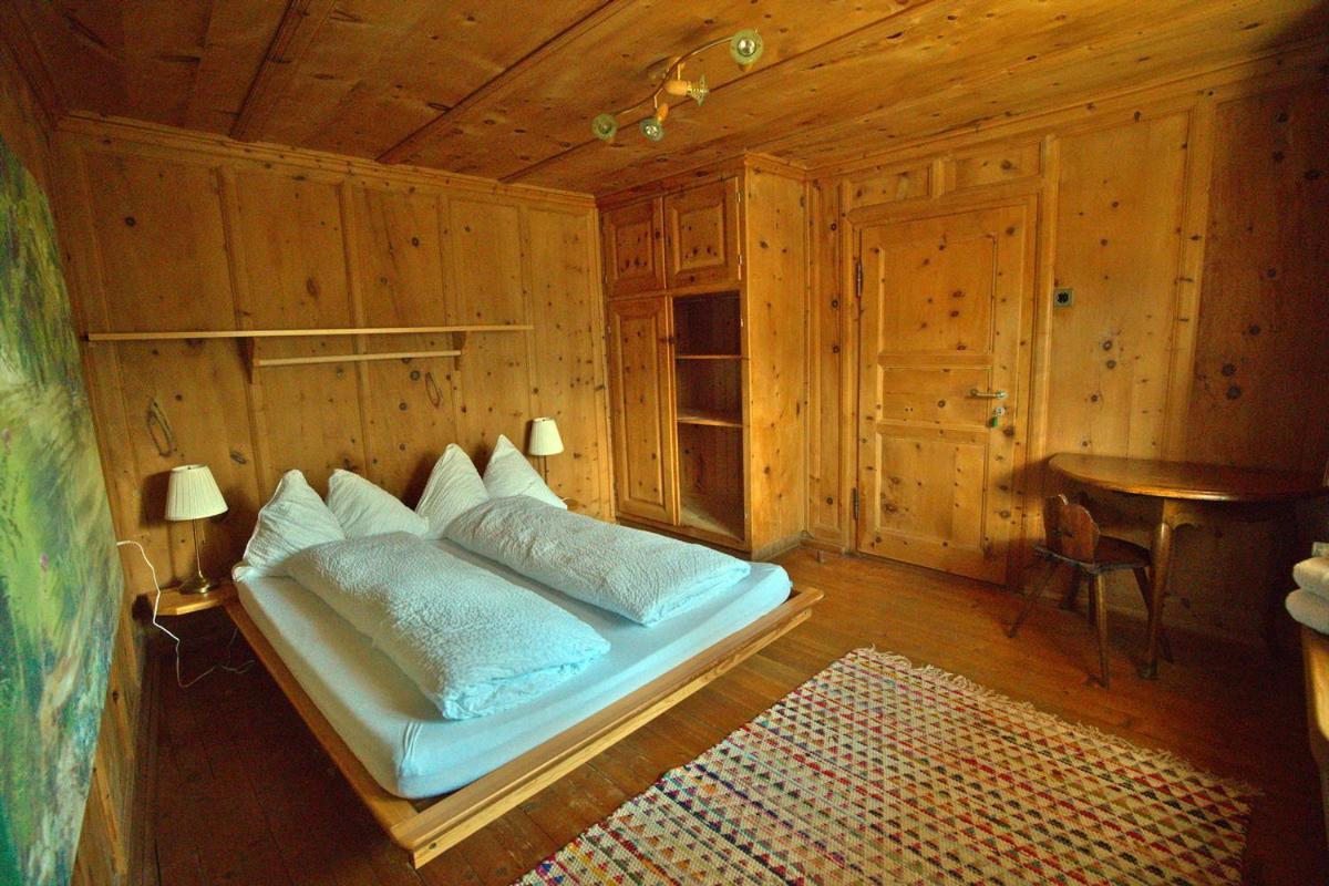 Bed and Breakfast Chasa Sassalba Lu Exterior foto